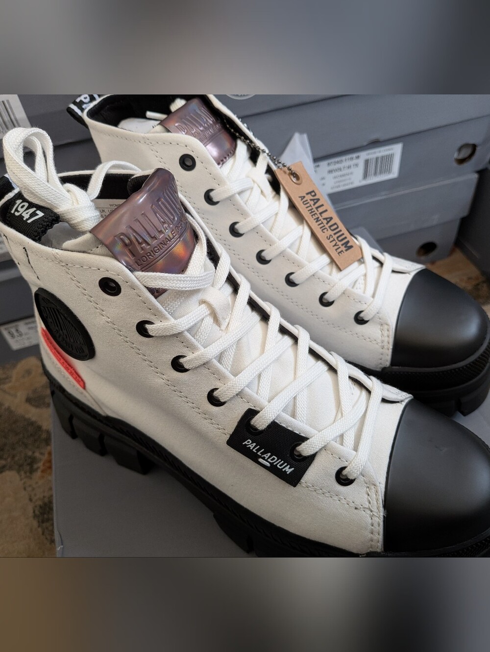 Revolt Hi TX Star White Platform Shoes Women's New By Palladium Various Sizes - Picture 5 of 11